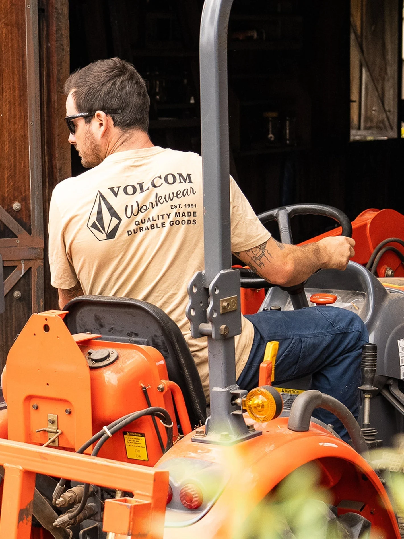 Men's Volcom Workwear Short Sleeve Tee - Image 8