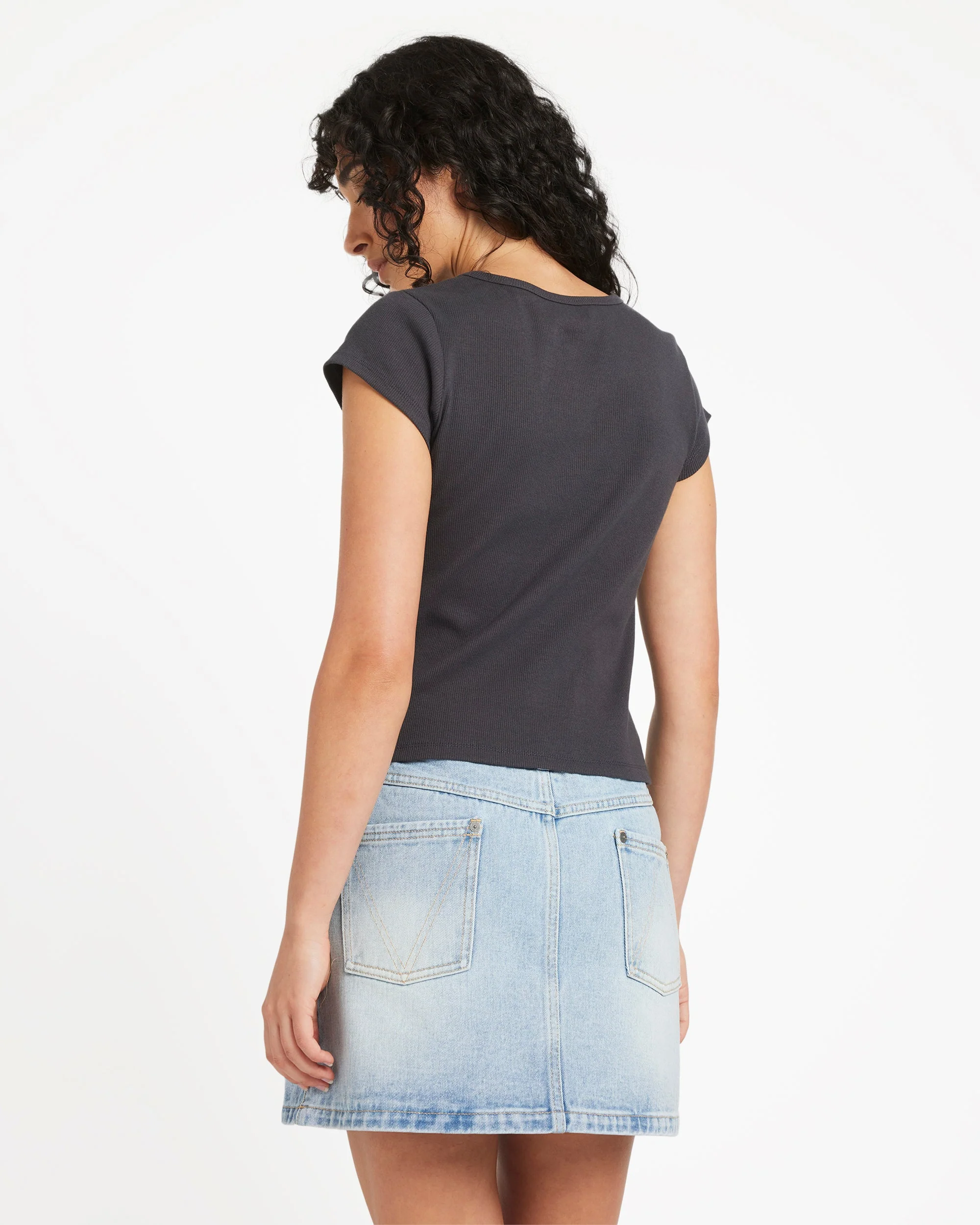 Ribbed Slim Tee - Image 3