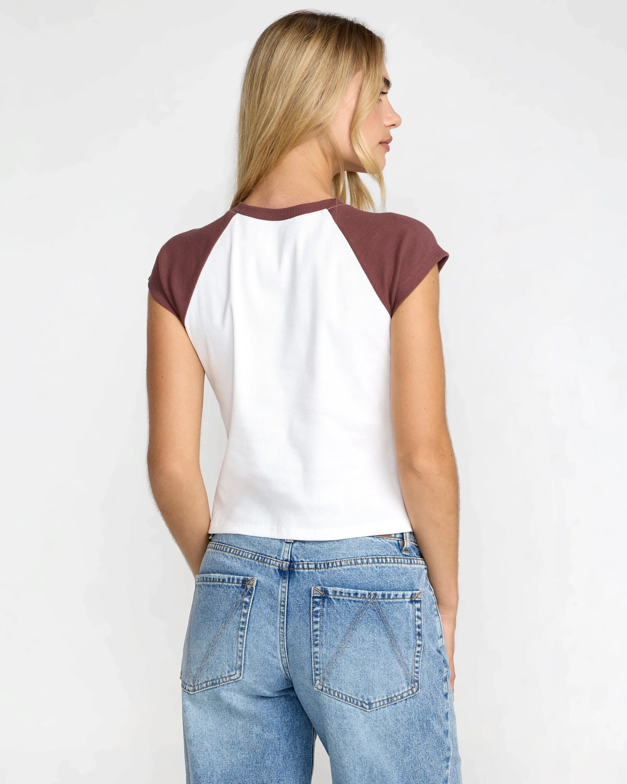 Roam Raglan - Image 4