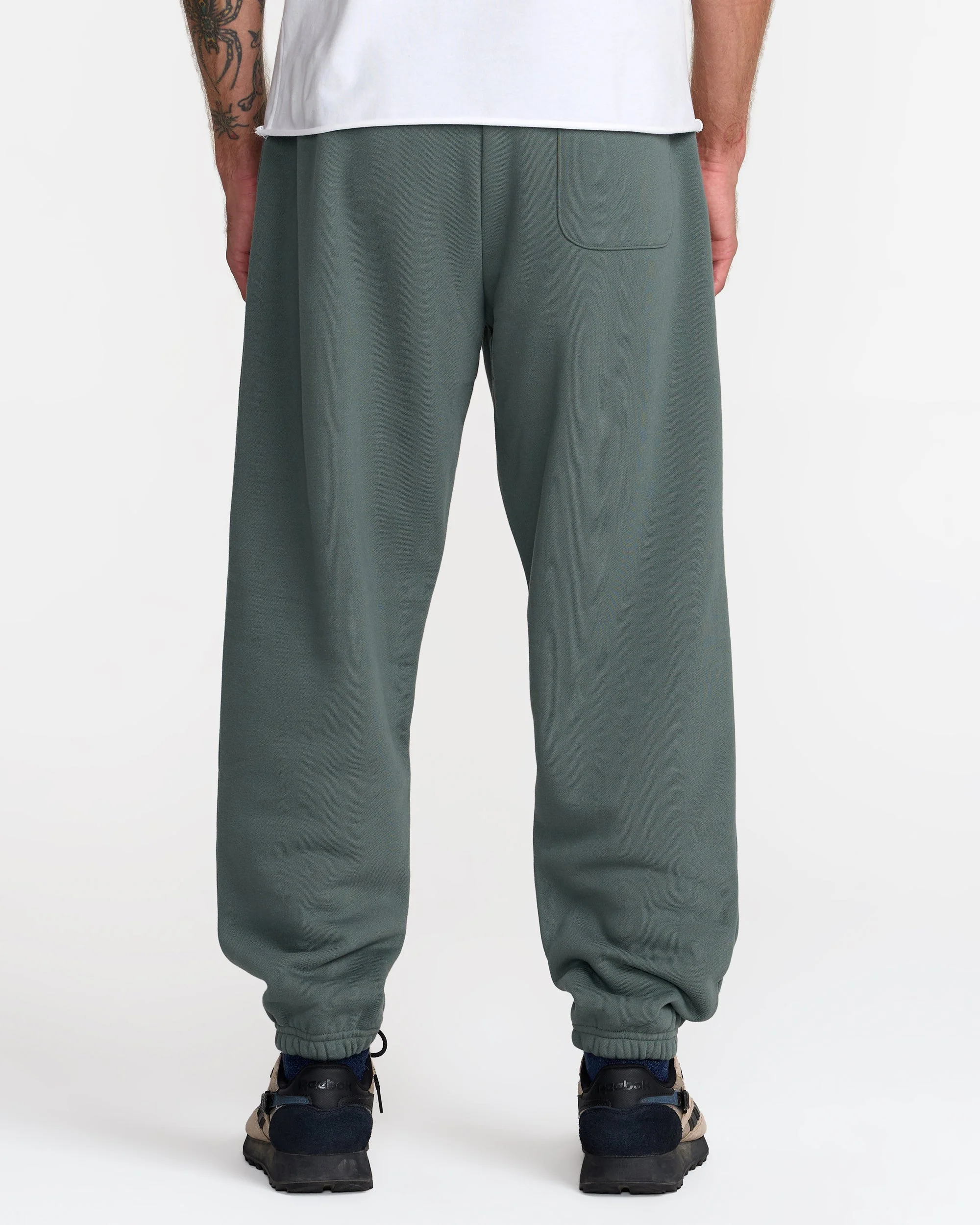 VA Essential Sweatpant - Image 4