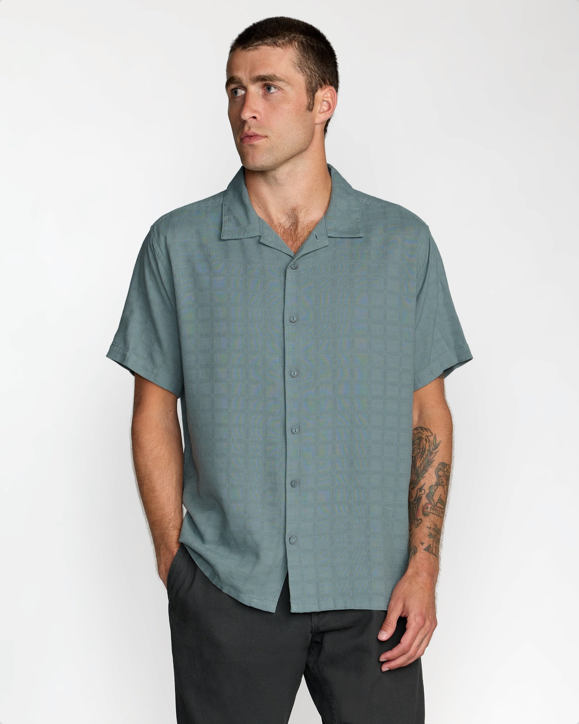 Vacancy Short Sleeve Shirt - Image 4